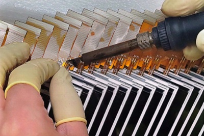 Ligne de production 30 Soudage par rétro-éclairage