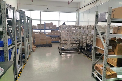 Ligne de production 95 Entrepôt de matériel électronique