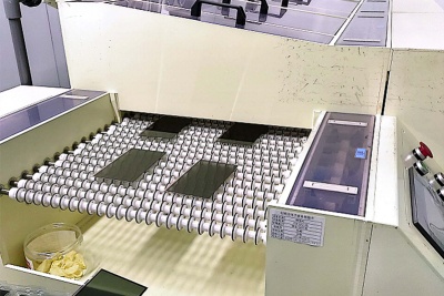 Ligne de production 4 Nettoyage de l'écran LCD